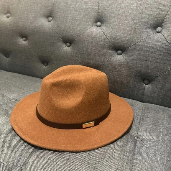Stylish Tan Fedora Hat with Brown Band - Picture 5 of 5